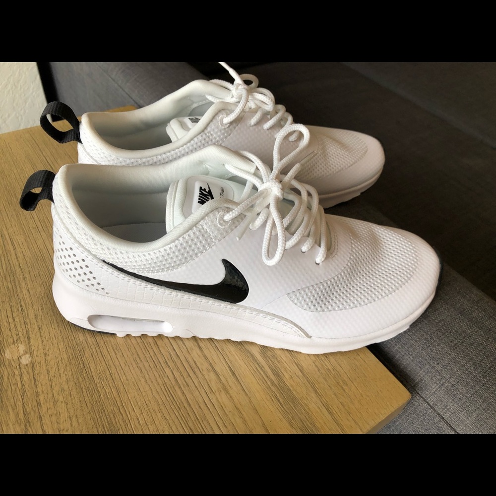Nike Air Max Thea, BRAND NEW.
